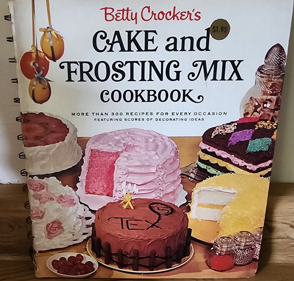 Betty Crocker's Cake & Frosting Mix Cookbook 1966 1st Ed Golden Press Recipes